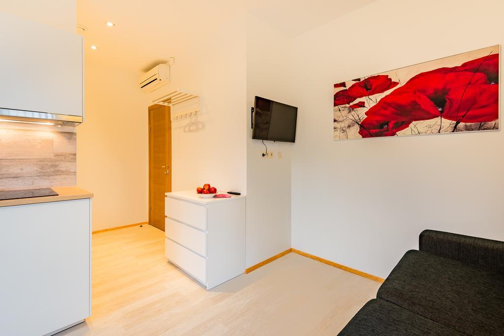 Riga Airport Jurmala Apartments Exterior photo